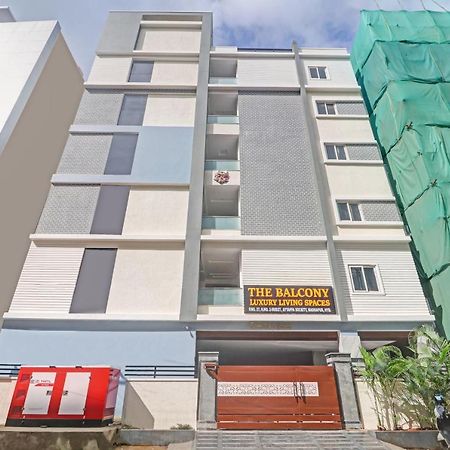 The Balcony Hotel Haiderabad Buitenkant foto