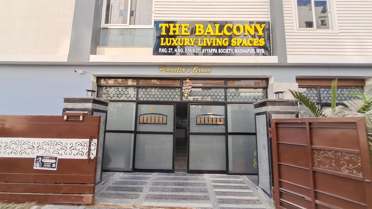The Balcony Hotel Haiderabad Buitenkant foto